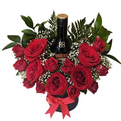 5 Roses & mini roses with baby breath plus Baileys 200ml
