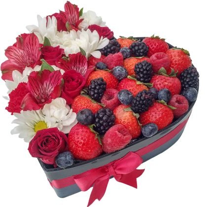 H42 Mini roses & mix flowers with mix berries