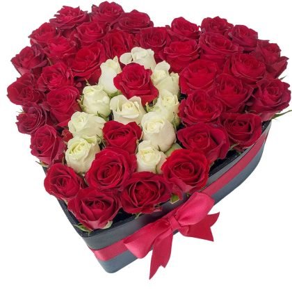 H48 Mini roses in a letter shape