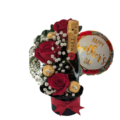 CS8 - 3 roses with baby breath & Ferrero rocher plus Moet 200ml